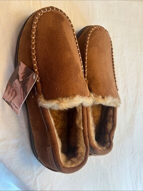 Suede Shearling-Lined Slip-On Loafers - Brown